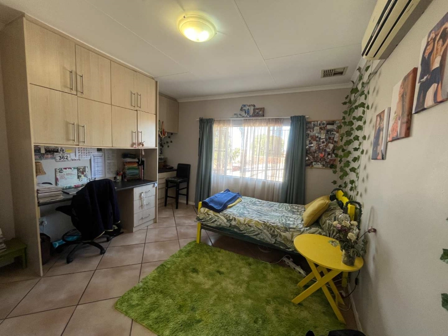 5 Bedroom Property for Sale in Blydeville Northern Cape